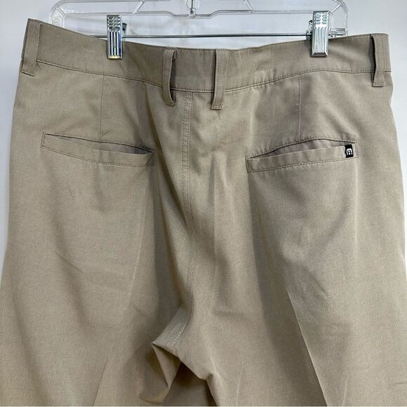 Travis Mathew Size  34 Tan Walking Shorts - Picture 7 of 9